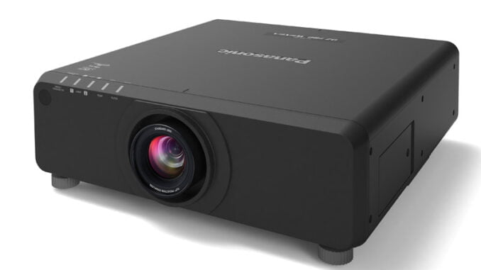 Projektor Panasonic DZ780