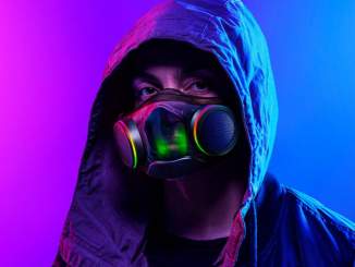 svítící respirátor Razer Zephyr Pro