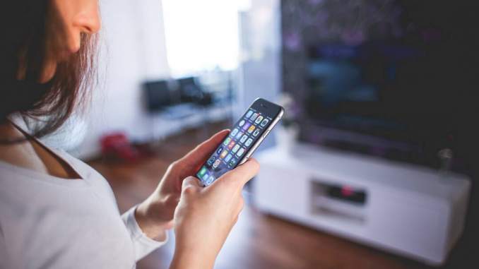 pexels-picjumbocom-225232 ilustrace Apple iPhone
