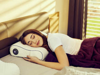 chytrý polštář s vyhříváním a reproduktory Tesla Smart Pilllow