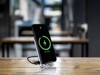 Bezdrátová nabíječka Varta Ultra Fast Wireless Charger