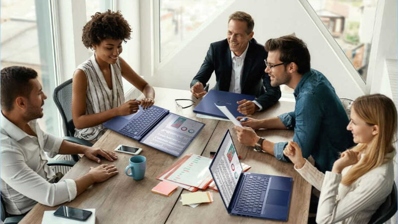 ultratenký notebook Dynabook X40L-K