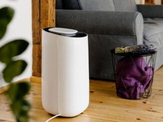 Chytrý odvlhčovač Tesla Smart Dehumidifier XL