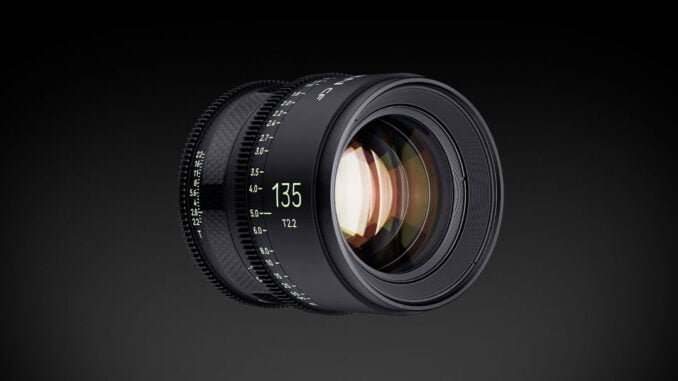 Objectif Cinéma XEEN CF 135 Mm T2.2 Pour Sony E Mount - Plein Format, Léger En Fibre De Carbone
