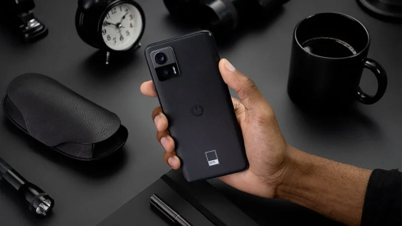 chytrý telefon smartphone motorola edge 30 Neo spolupráce Motorola a Pantone