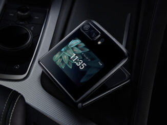 chytrý skládací telefon s ohebným displejem motorola razr 2022 cena