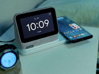 Motorola edge 30 neo v akci Lenovo Smart Clock 2 zdarma