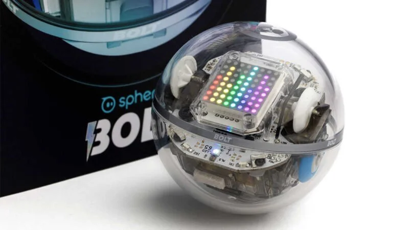 chytré dárky pro školáky Sphero Bolt cena