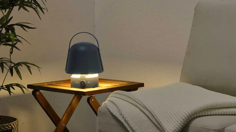 Přenosná lampa s reproduktorem IKEA VAPPEBY