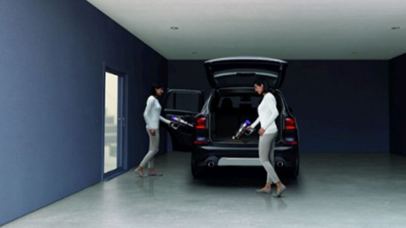 tipy úklid auta vysavač Dyson cena