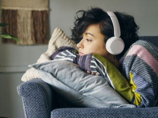 Bezdrátová supraaurální sluchátka WH-CH520 cena