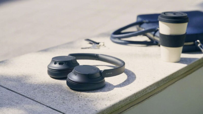 Bezdrátová supraaurální sluchátka WH-CH520 cena