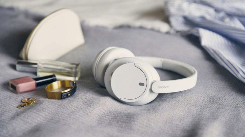 Bezdrátová cirkumaurální sluchátka WH-CH720N cena