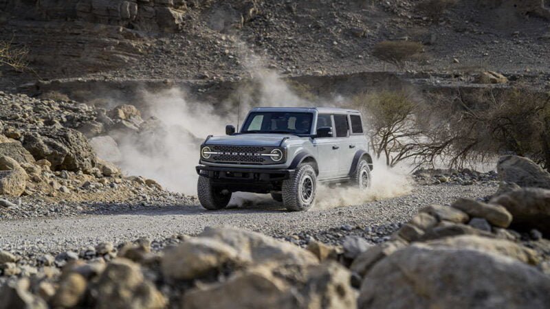 terénní Ford Bronco Badlands 4×4 cena