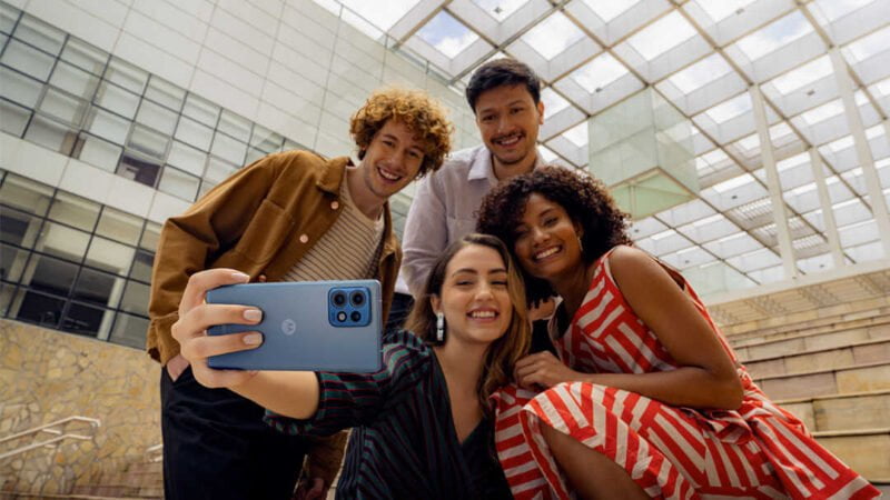 chytrý mobil smartphone motorola edge 40 pro cena