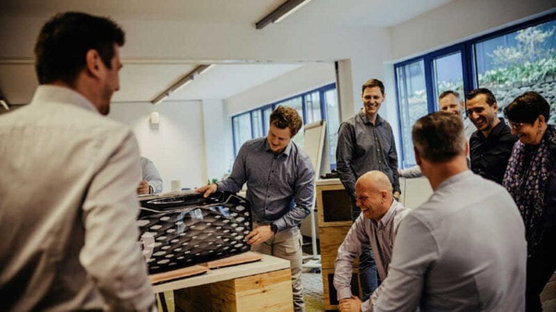 ZKW REHAU Automotive spolupráce vývoj inteligentní čela vozidla