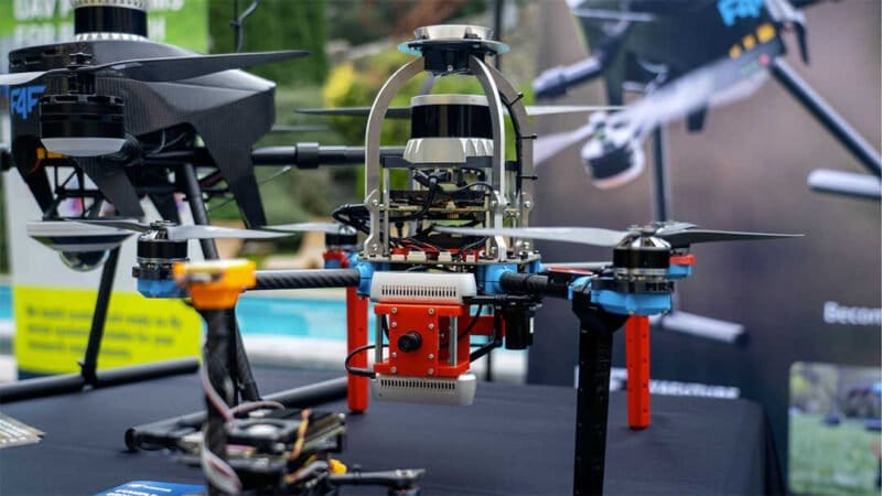 F4F dron Axis FEL CVUT