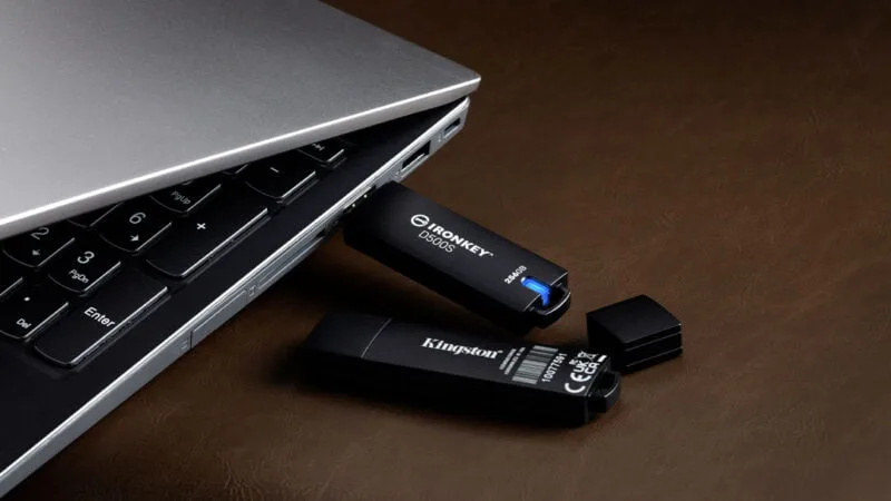 odolný USB disk Kingston D500S specifikace cena