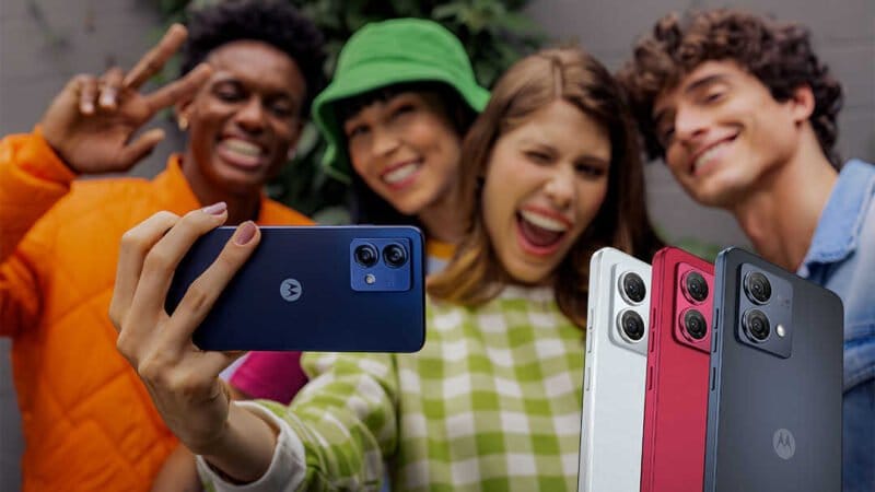 chytrý telefon smartphone moto g84 G cena