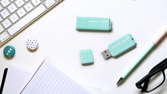 USB flash disk GoodRam UME3 CARE, antibakteriální, přenosný