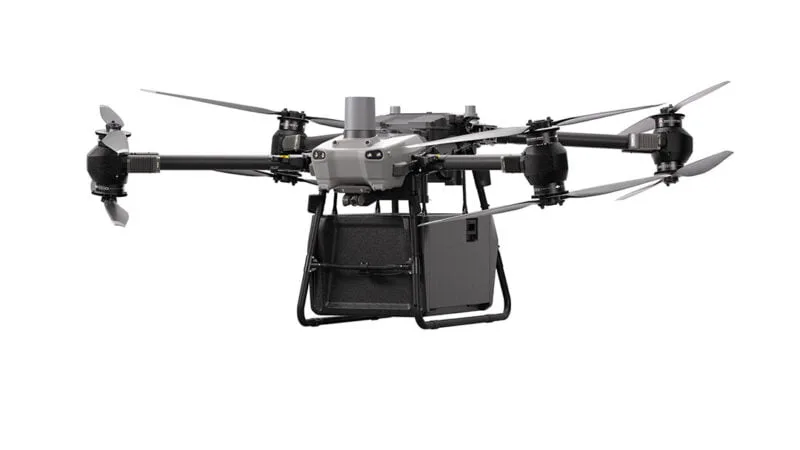 delivery dron DJI FlyCart s nosností až 40 kg