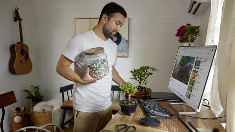 HP CES 2024 monitor Series 5 specifikace cena