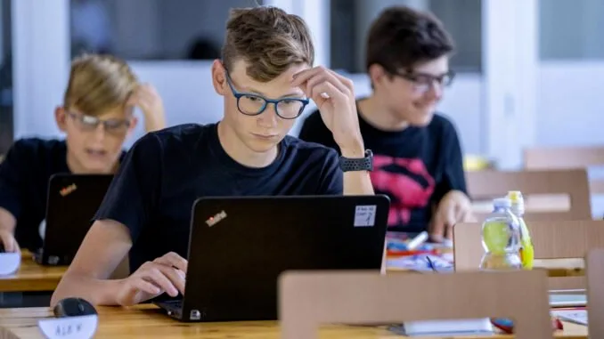 Red Monster příprava přijímačky gymnázium střední škola kurzy čeština matematika