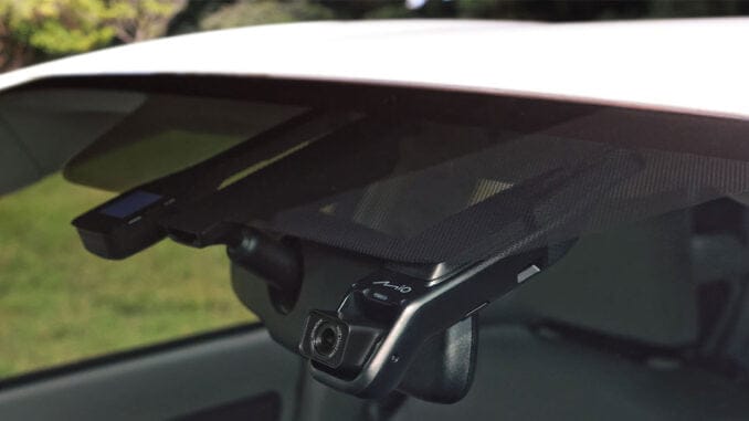 Mio-MiVue_J756DS_001 diskrétní autokamera přední zadní Mio MiVue J756DS specifikace cena