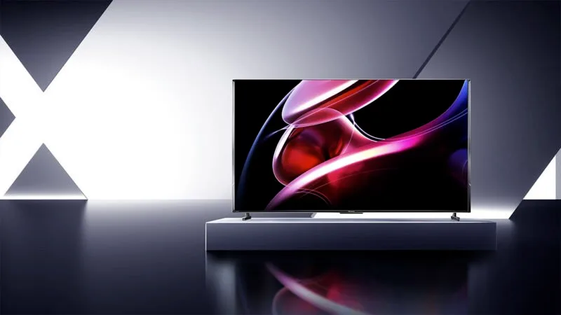 ULED televizor Hisense UXN specifikace cena