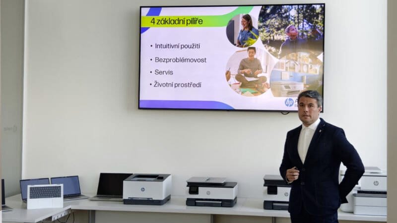 nové tiskárny multifunkce inkjet laserjet inkoustové laserové novinky 2024 cena specifikace tisková konference HP