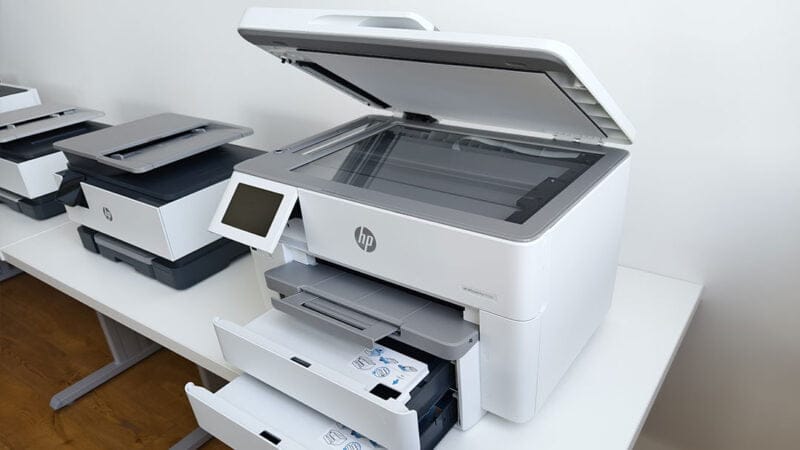 nové tiskárny multifunkce inkjet laserjet inkoustové laserové novinky 2024 cena specifikace tisková konference HP