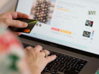 Nakupování na internetu - sleva, akce, dobírka, recenze, průzkum chování