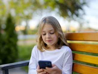 Vodafone Dětský tarif sluchátka volání sms data