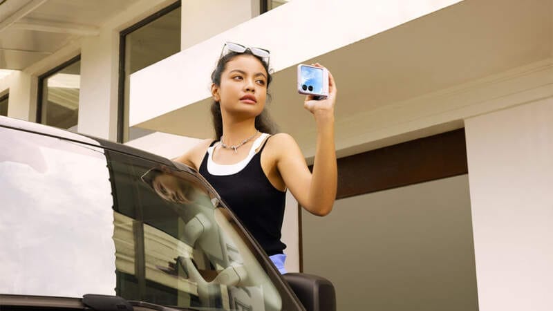 skládací mobilní telefon Infinix ZERO Flip specifikace cena